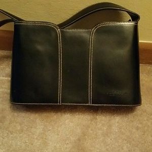 Reaction by Kenneth Cole purse